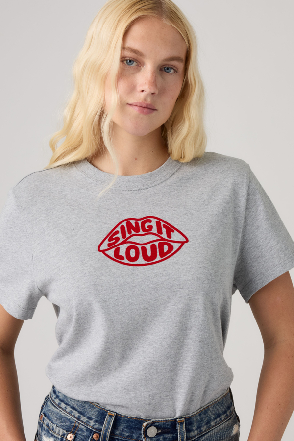 Graphic Favorite Tee - Women - L - Grey / Sing It Loud Lips Silver Heather Gray