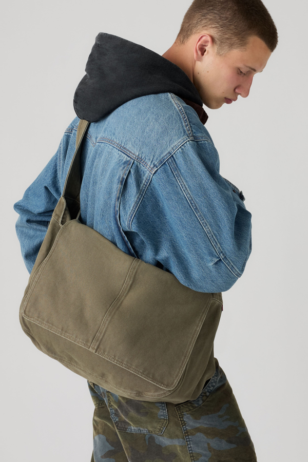Levi's Oliver Mail Bag - Men - One Size - Green / Olive Night