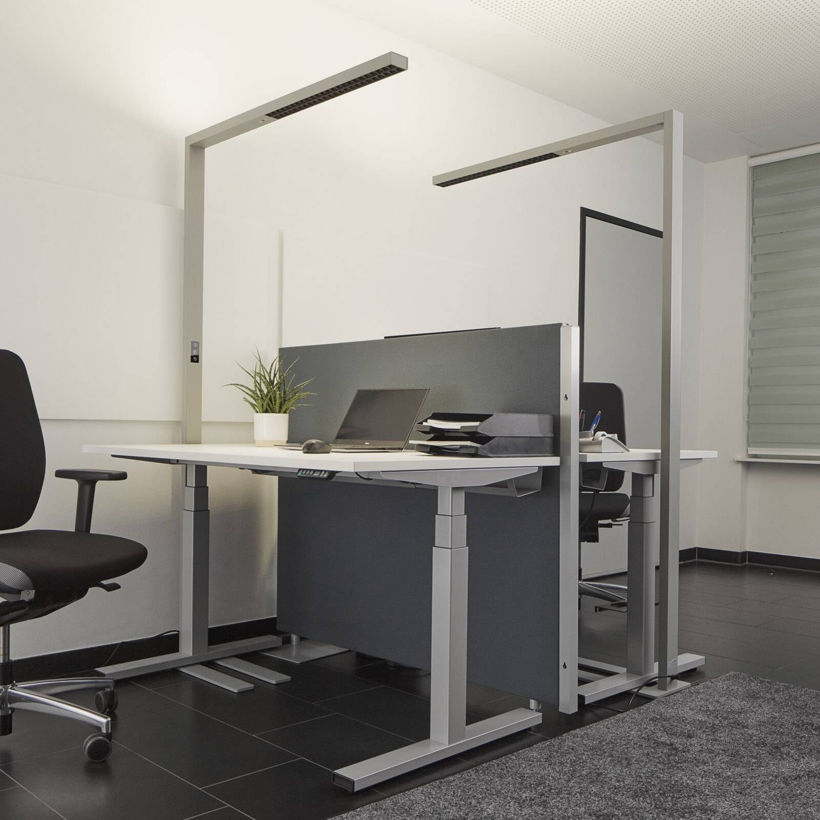 Arcchio LED Stehlampe / Bürostehleuchte dimmbar, mit Bewegungsmelder & Tageslich - Bild 7 von 8
