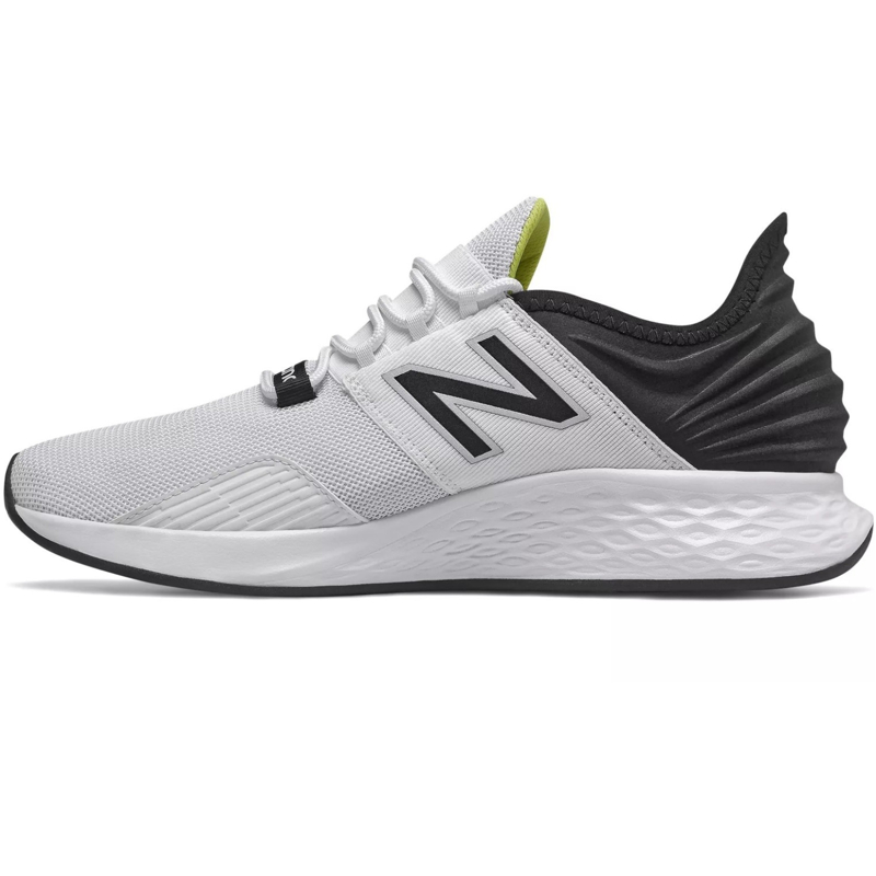 New Balance Fresh Foam Roav white/black