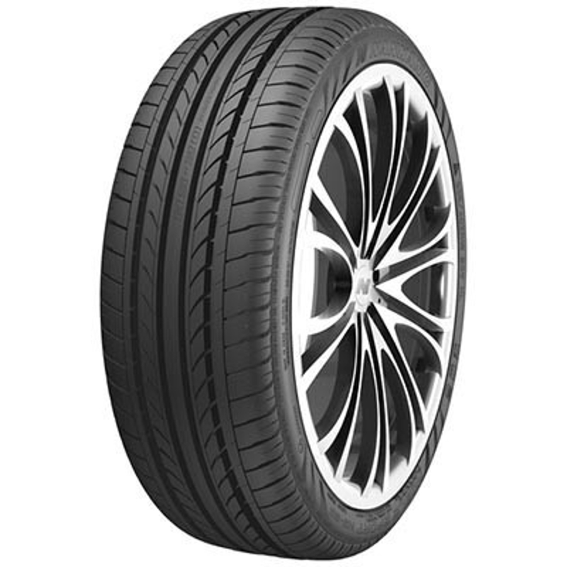 NanKang NS-20 225/45 ZR17 94W