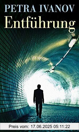 Binding : Gebundene Ausgabe, Edition : 1, Label : Unionsverlag, Publisher : Unionsverlag, medium : Gebundene Ausgabe, numberOfPages : 384, publicationDate : 2019-08-26, authors : Petra Ivanov, ISBN : 3293005470