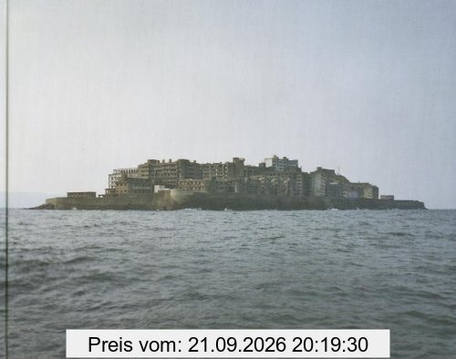 Yves Marchand/Romain Meffre Gunkanjima