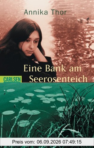 Eine Bank am Seerosenteich