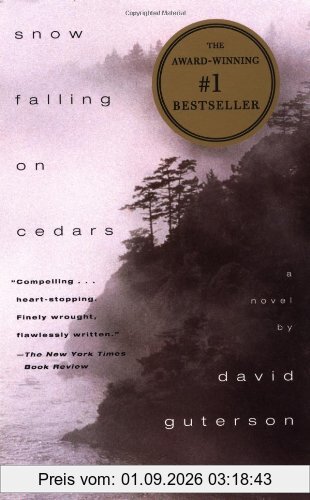 Snow Falling on Cedars: A Novel (Vintage Contemporaries)