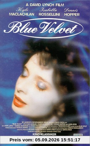 Blue Velvet [VHS]