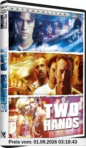 Two hands [FR Import]