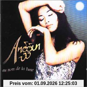 Au Nom de la Lune