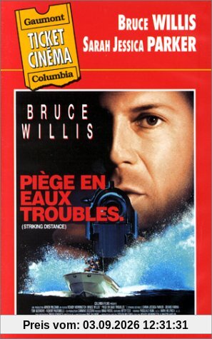Piege en eaux troubles [VHS]