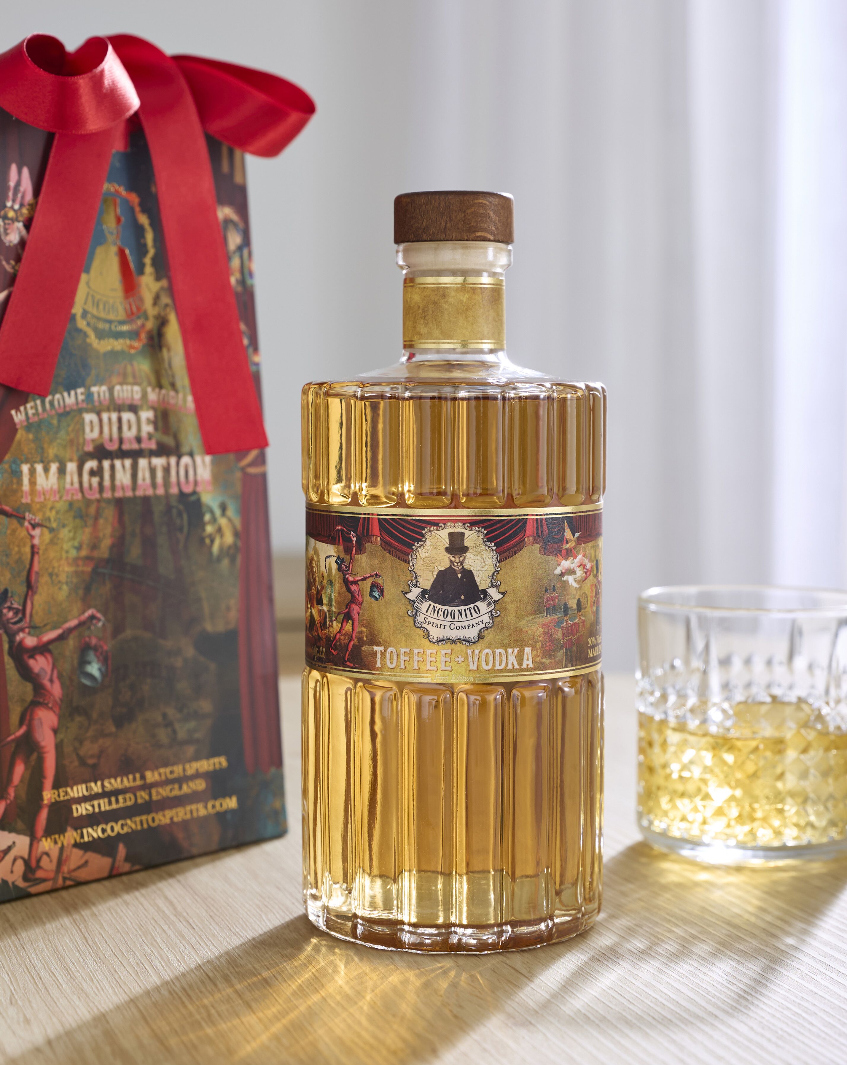 Incognito Toffee Vodka & Gift Bag Set