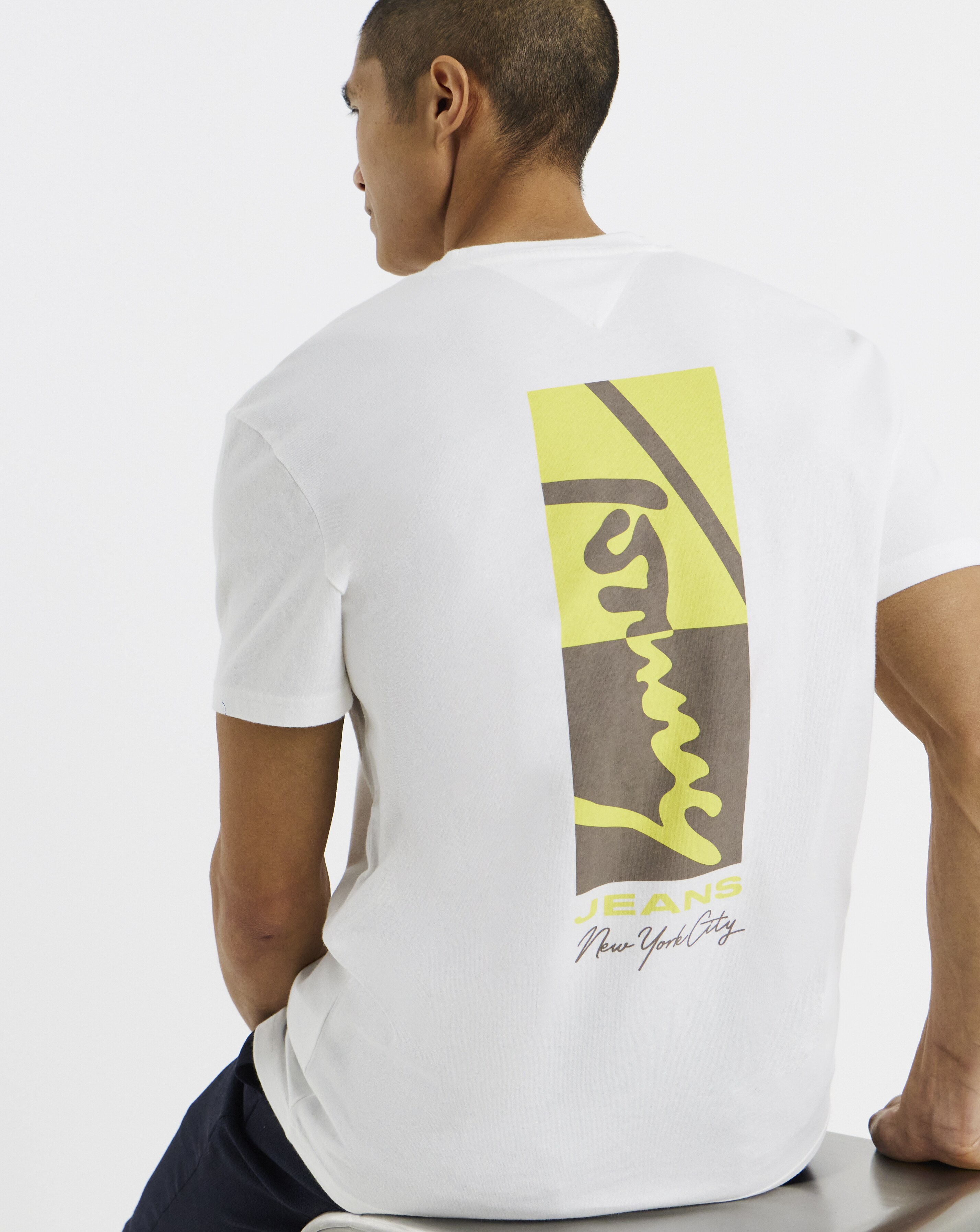 Tommy Jeans Signature Block T-Shirt