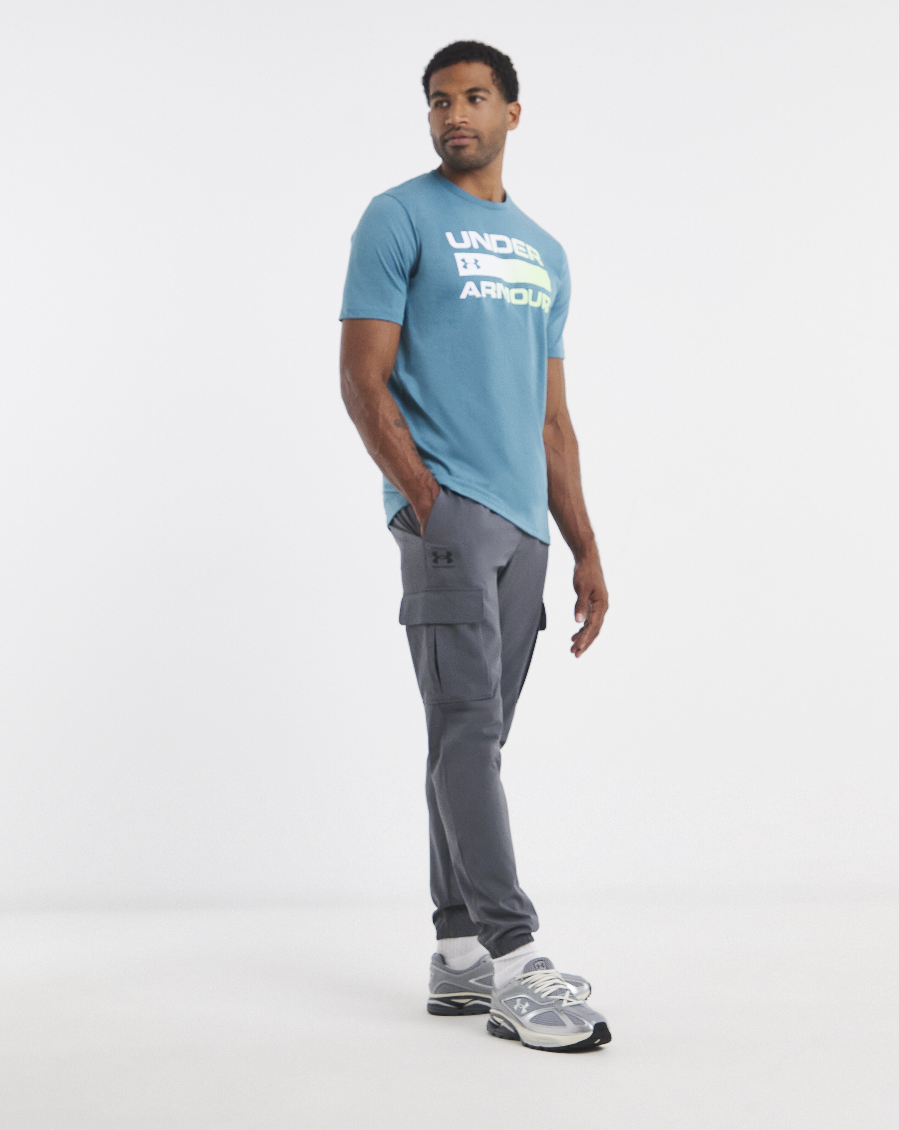 Under Armour Vibe Woven Cargo Pants