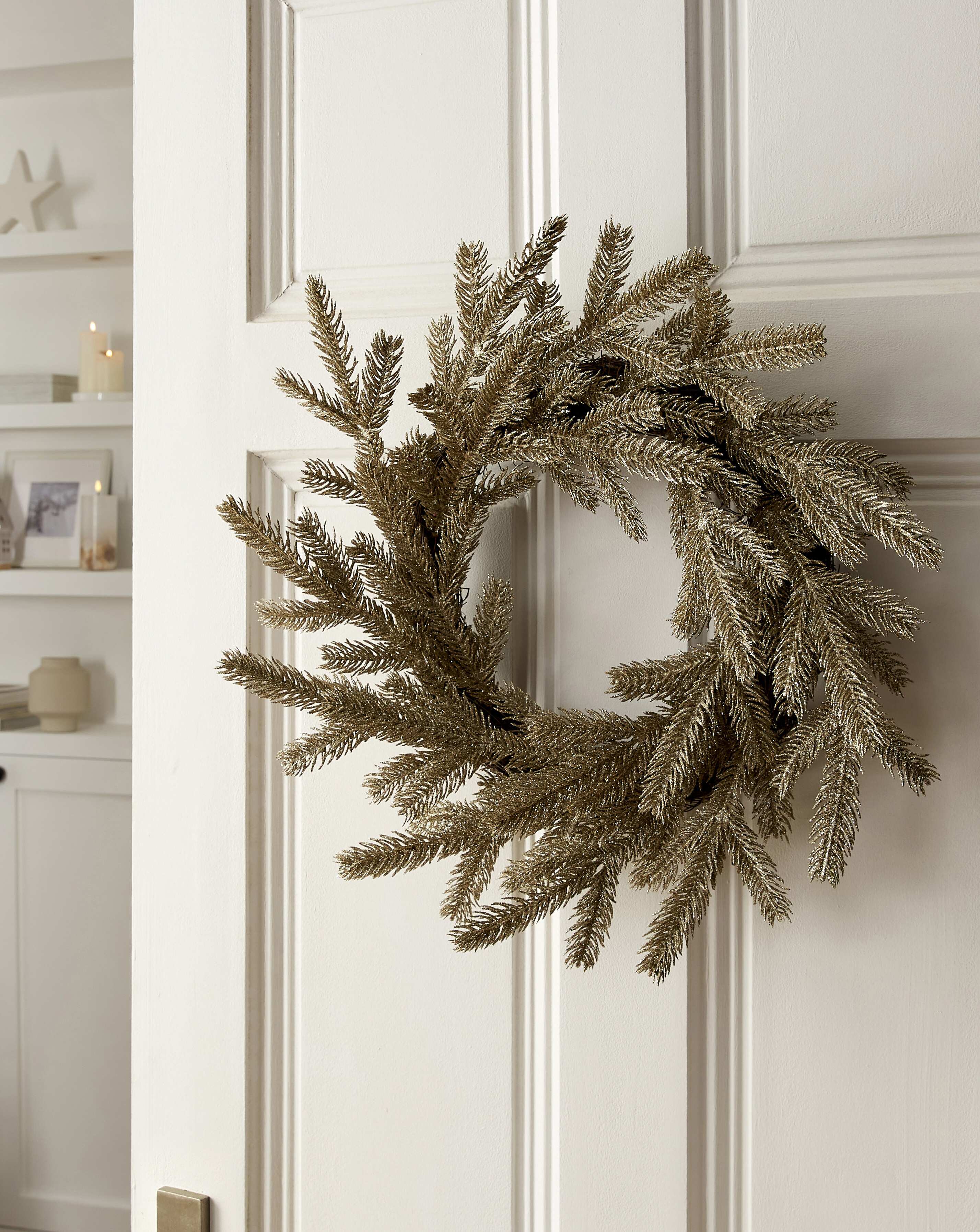 Champagne Glitter Fir Wreath 50cm - Champagne