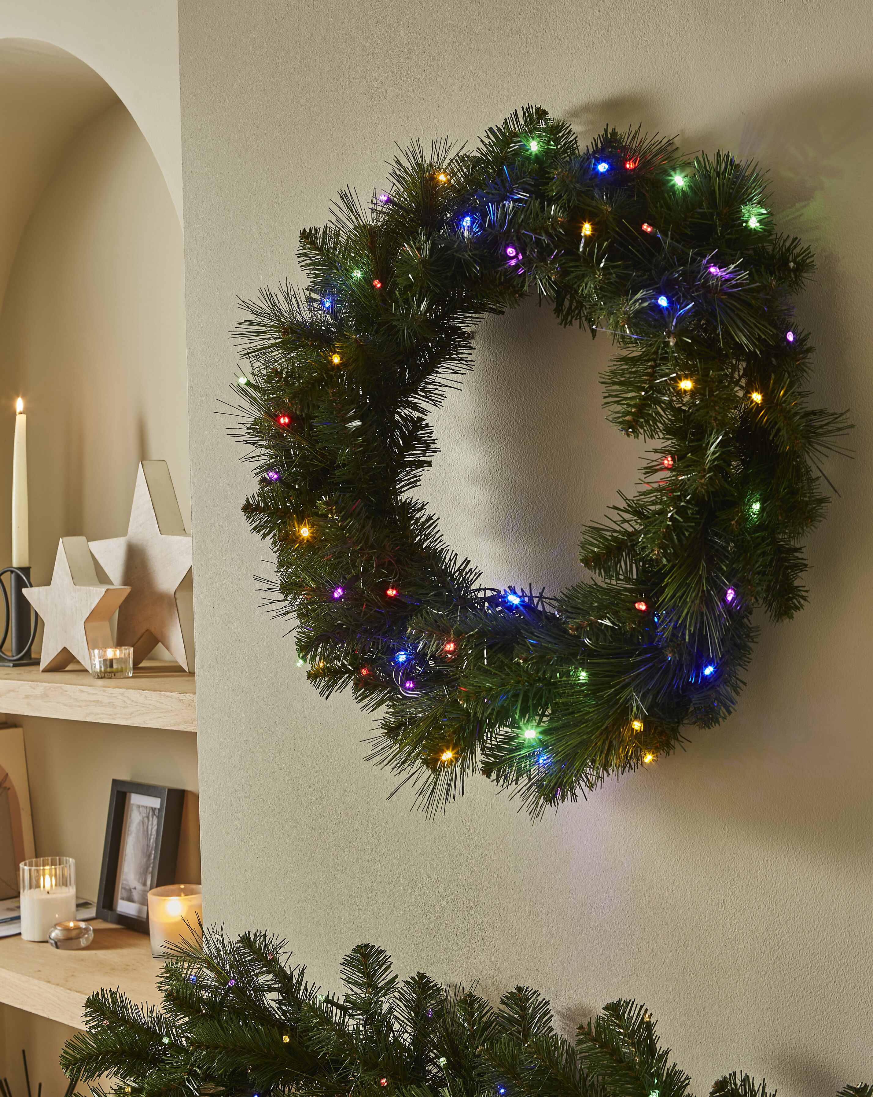 Zermatt Dual Colour Pre-Lit Wreath