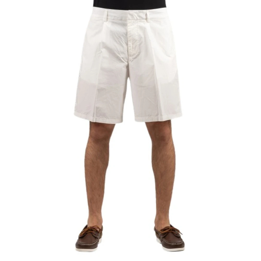 Emporio Armani Herren Weiß - Bermuda Shorts - Shorts - M