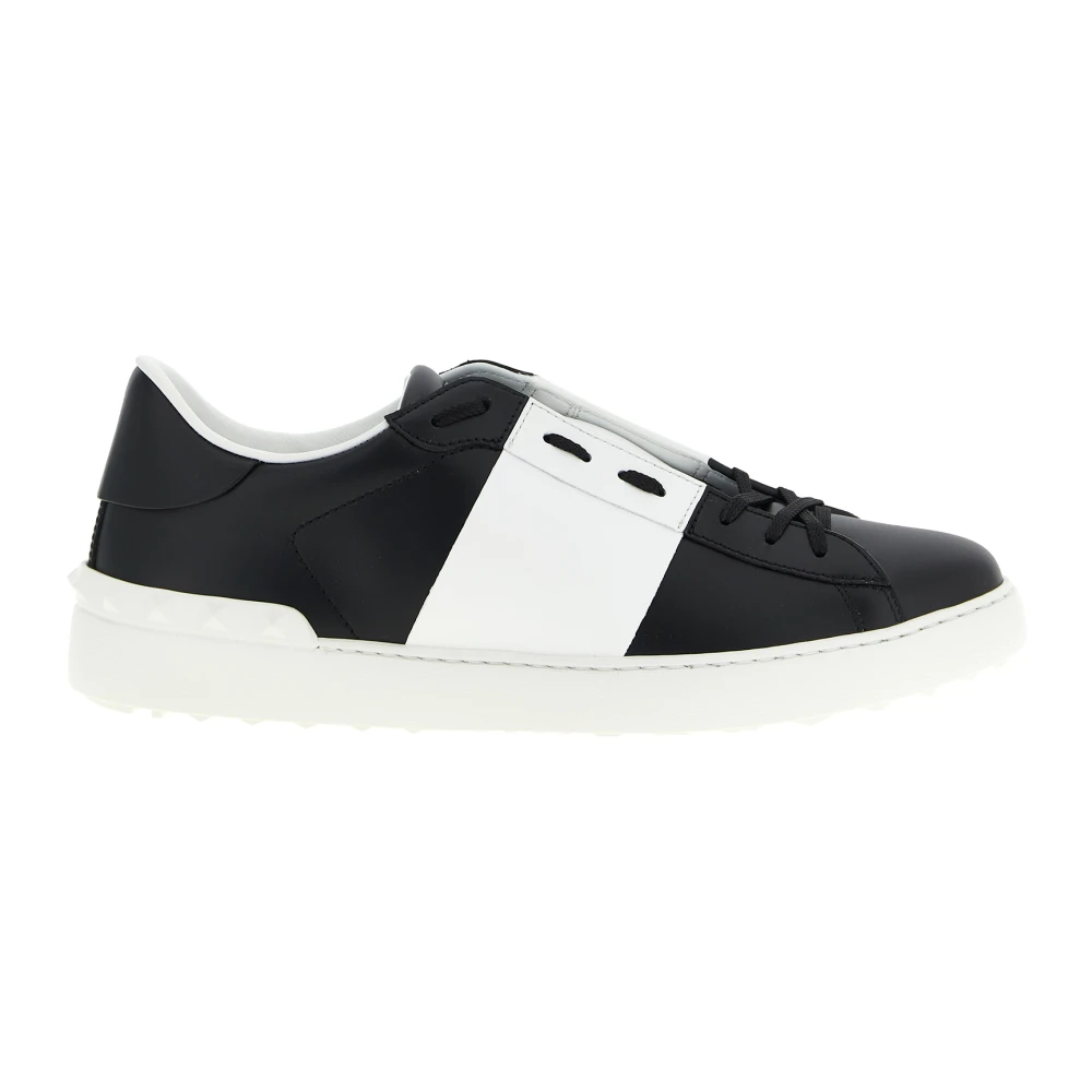 Valentino Garavani - Calfskin Open Sneaker - Shoes - Herren - Schwarzk - 41 Eu