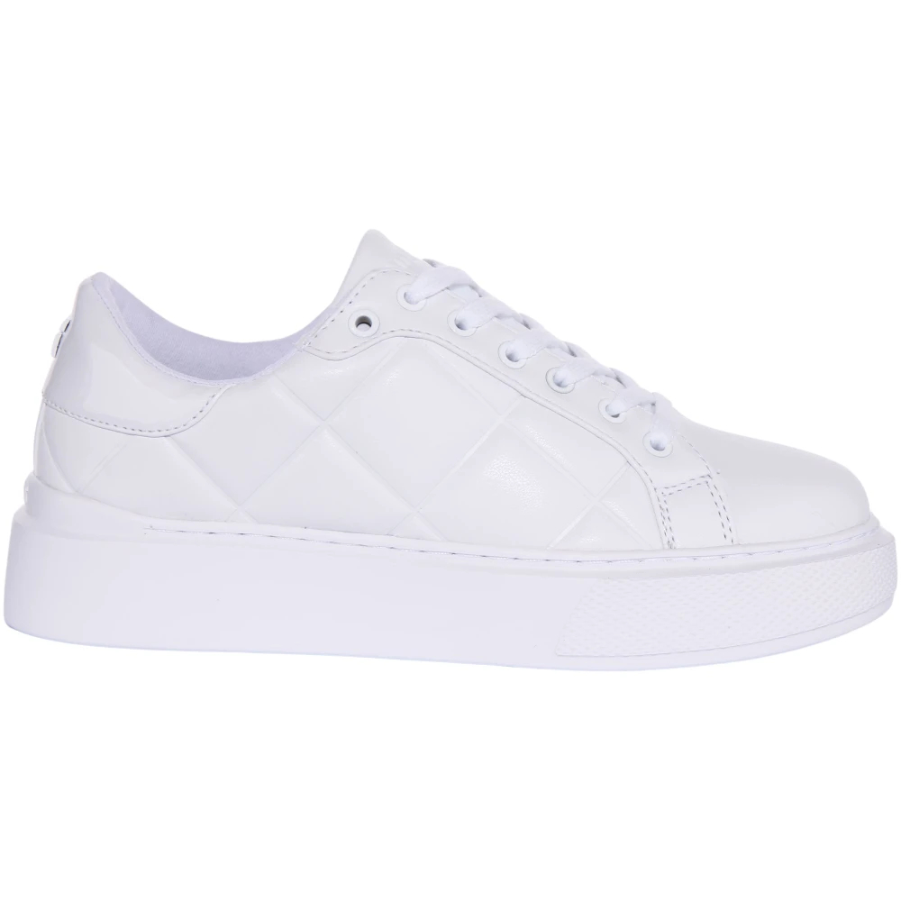 Guess Women's White Sneakers Size 7 Uk