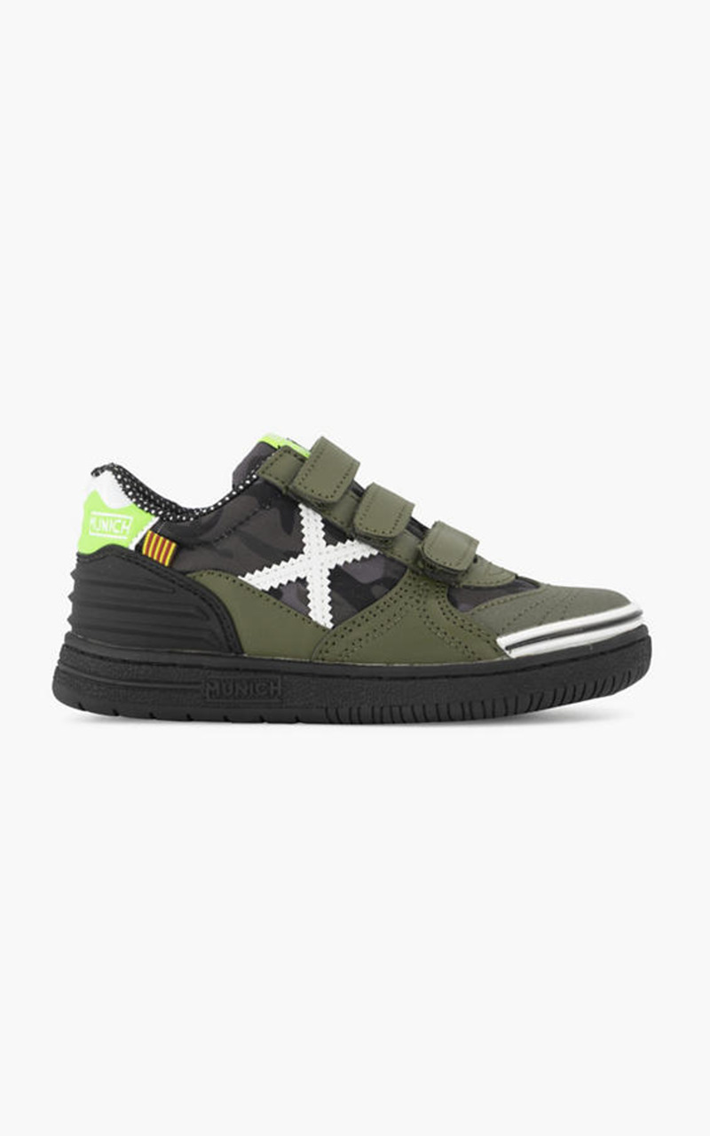 Groene sneaker klittenband