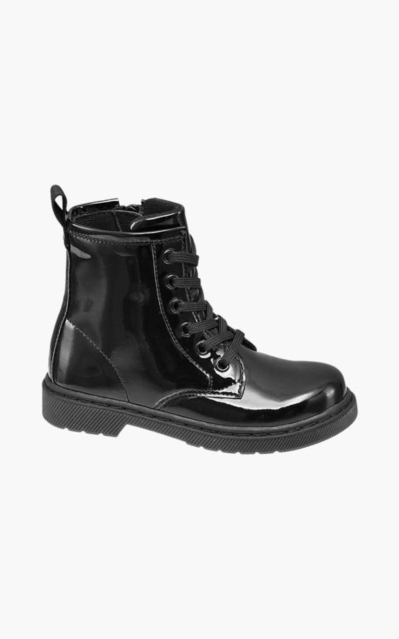 Zwarte veterboot lak